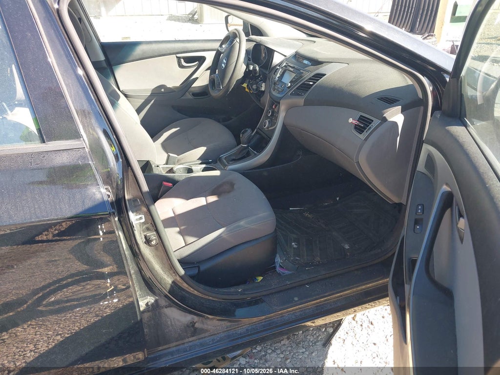 2015 Hyundai Elantra SE photo 5