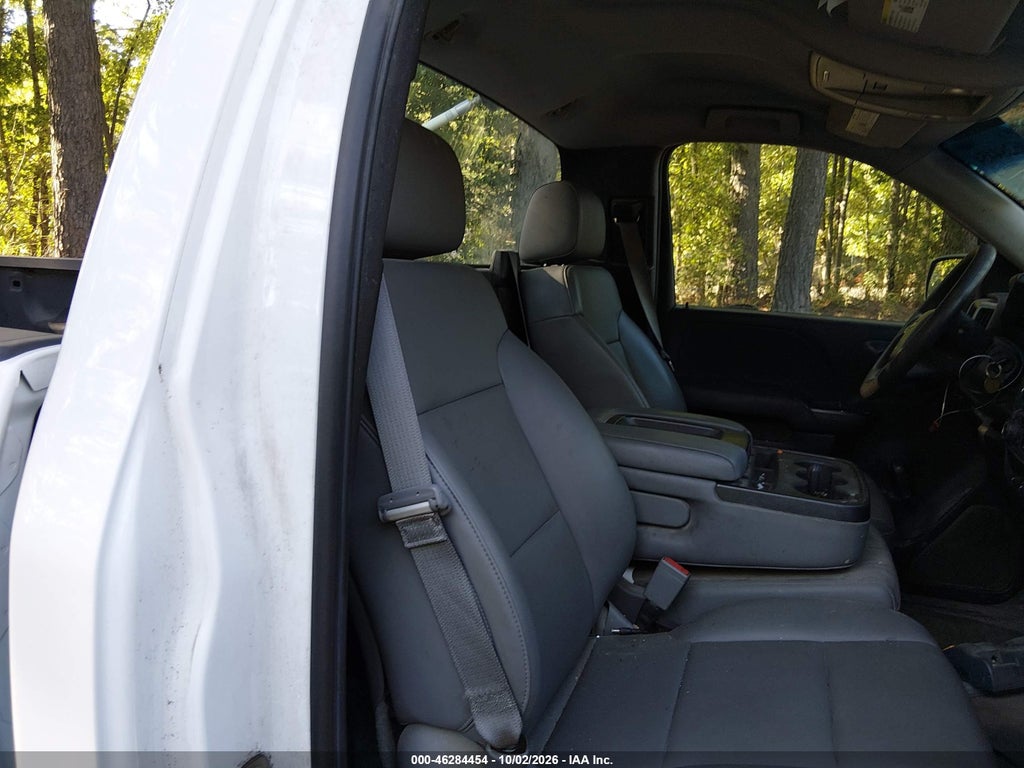 2015 Chevrolet Silverado 1500 WT photo 8