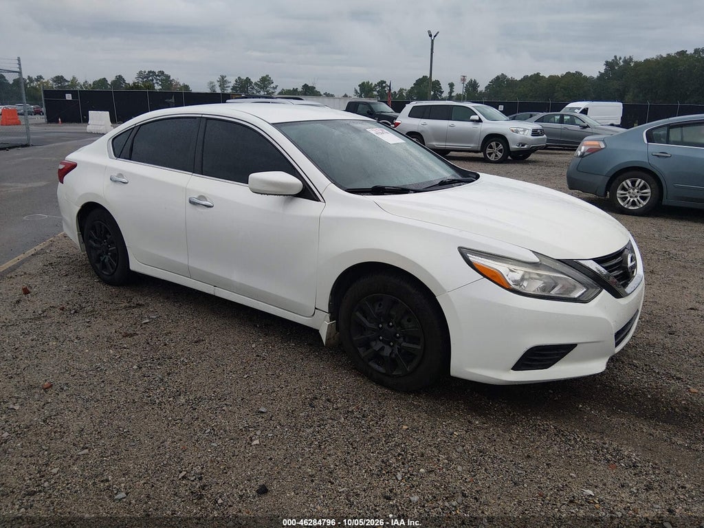 2017 Nissan Altima 2.5 S photo 1