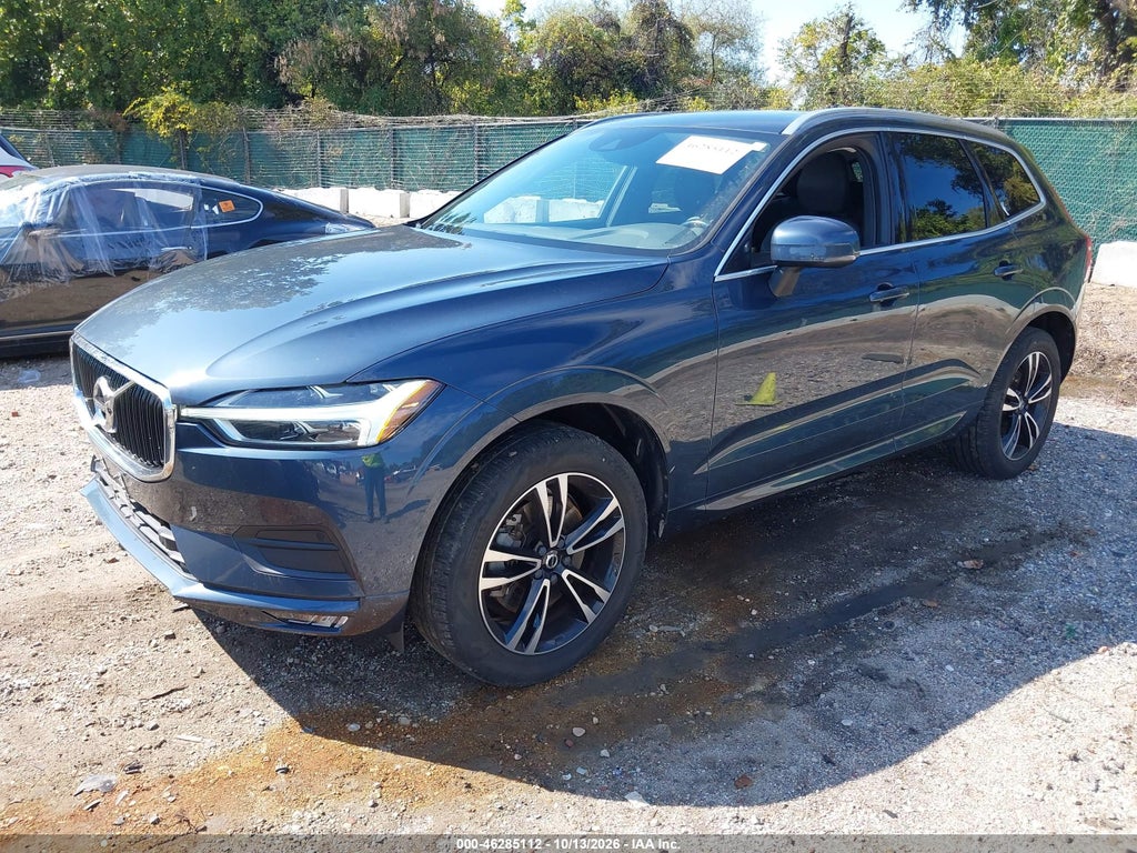 2021 Volvo XC60 T6 Momentum photo 2