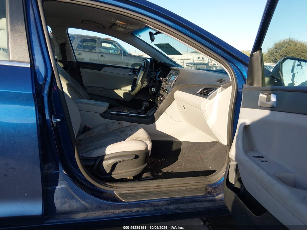 2015 Hyundai Sonata SE photo 5