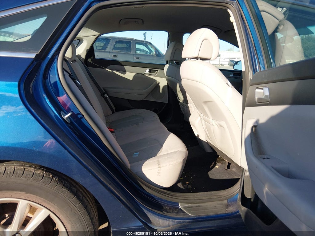 2015 Hyundai Sonata SE photo 8