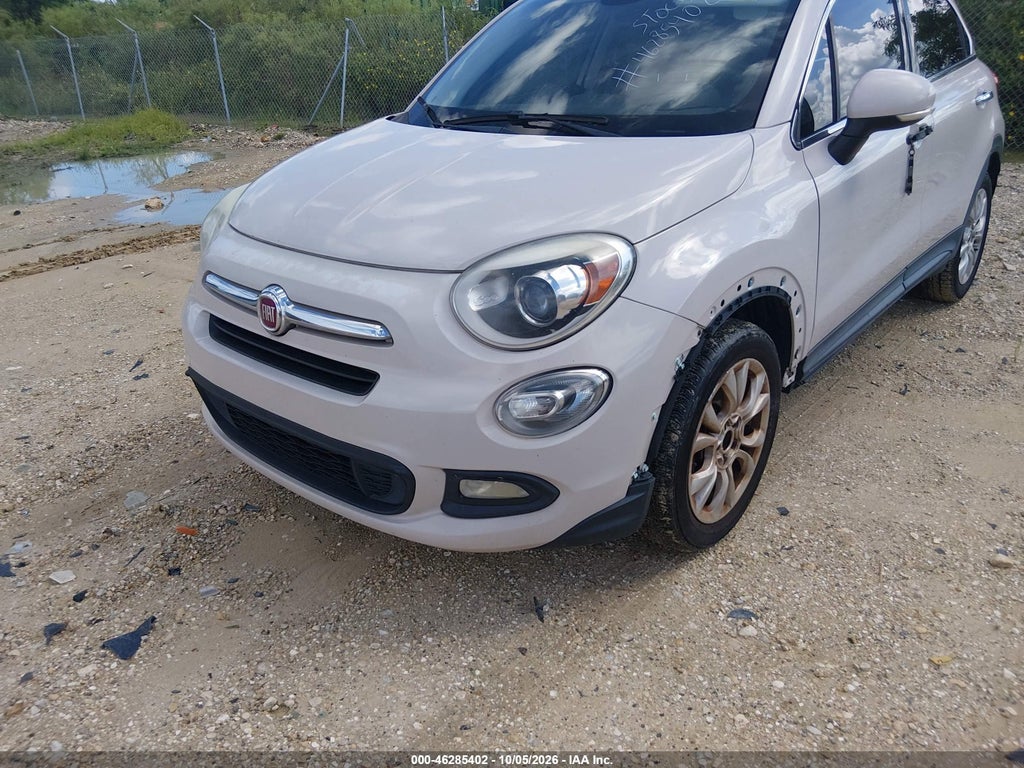 2016 Fiat 500X Lounge photo 6