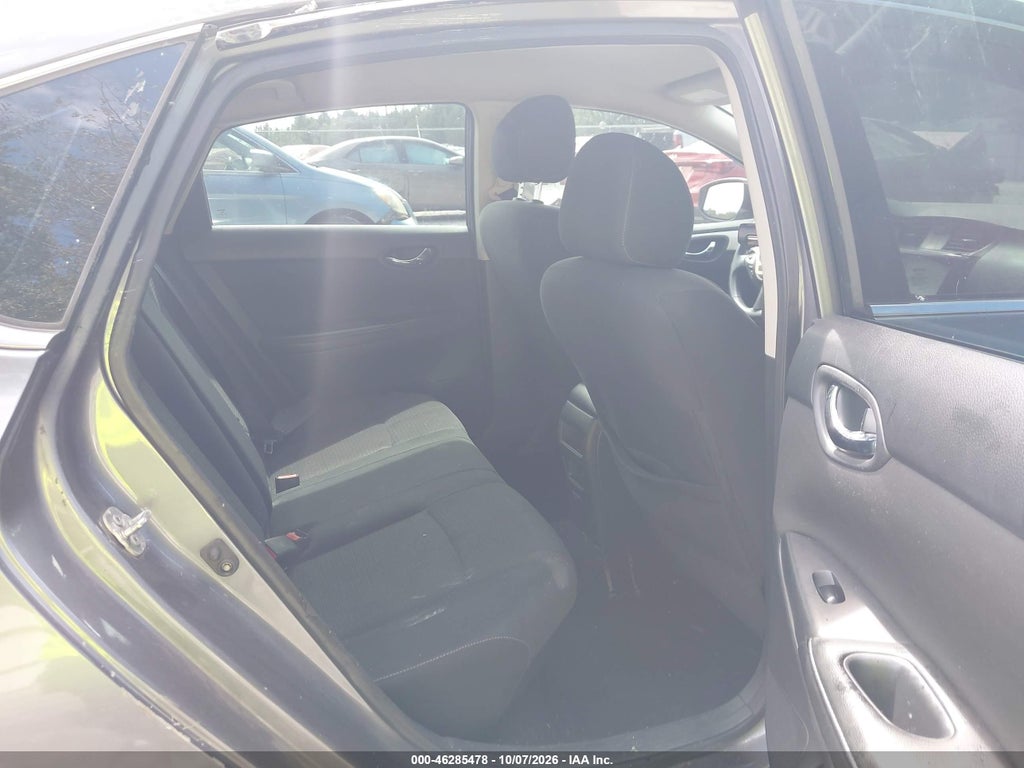 2019 Nissan Sentra S photo 8