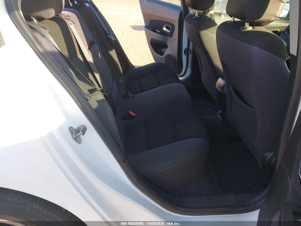2013 Chevrolet Cruze 1LT Auto photo 8