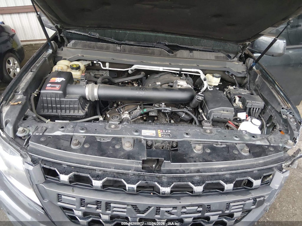 2017 Chevrolet Colorado LT photo 10