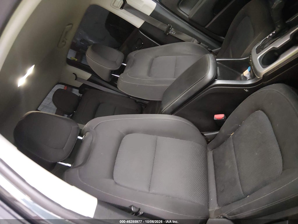 2017 Chevrolet Colorado LT photo 8