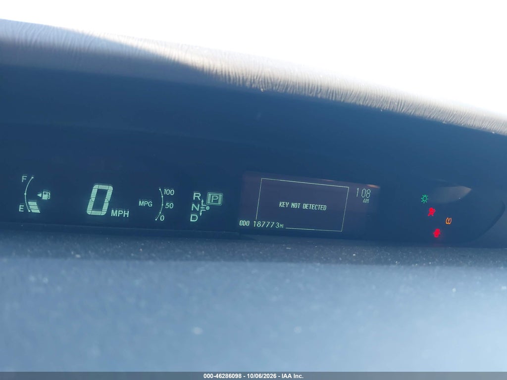 2010 Toyota Prius III photo 7