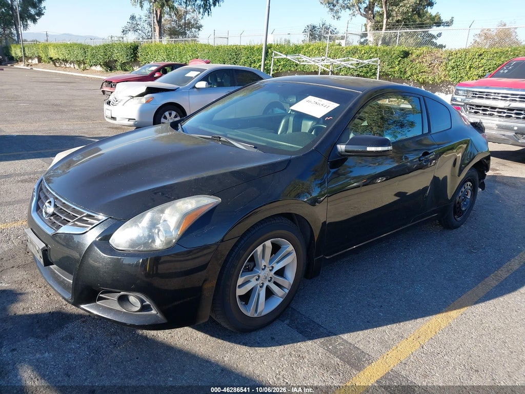 2011 Nissan Altima 2.5 S photo 2