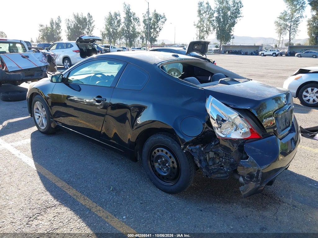 2011 Nissan Altima 2.5 S photo 3