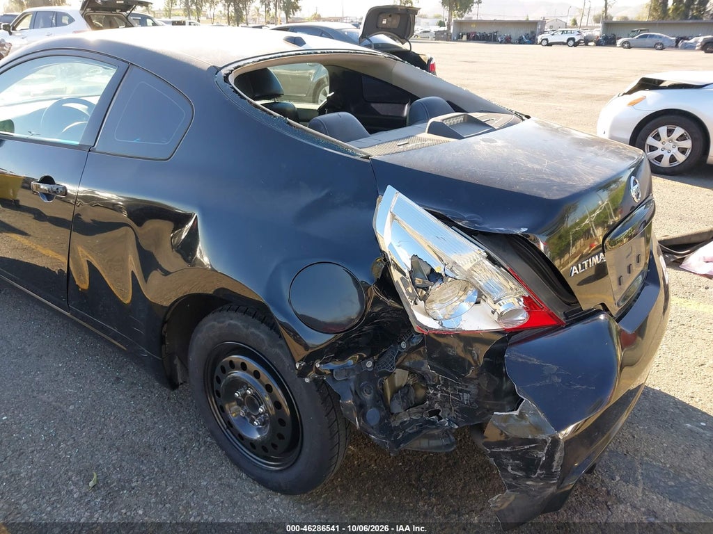 2011 Nissan Altima 2.5 S photo 6