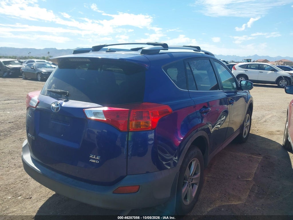 2015 Toyota RAV4 XLE photo 4