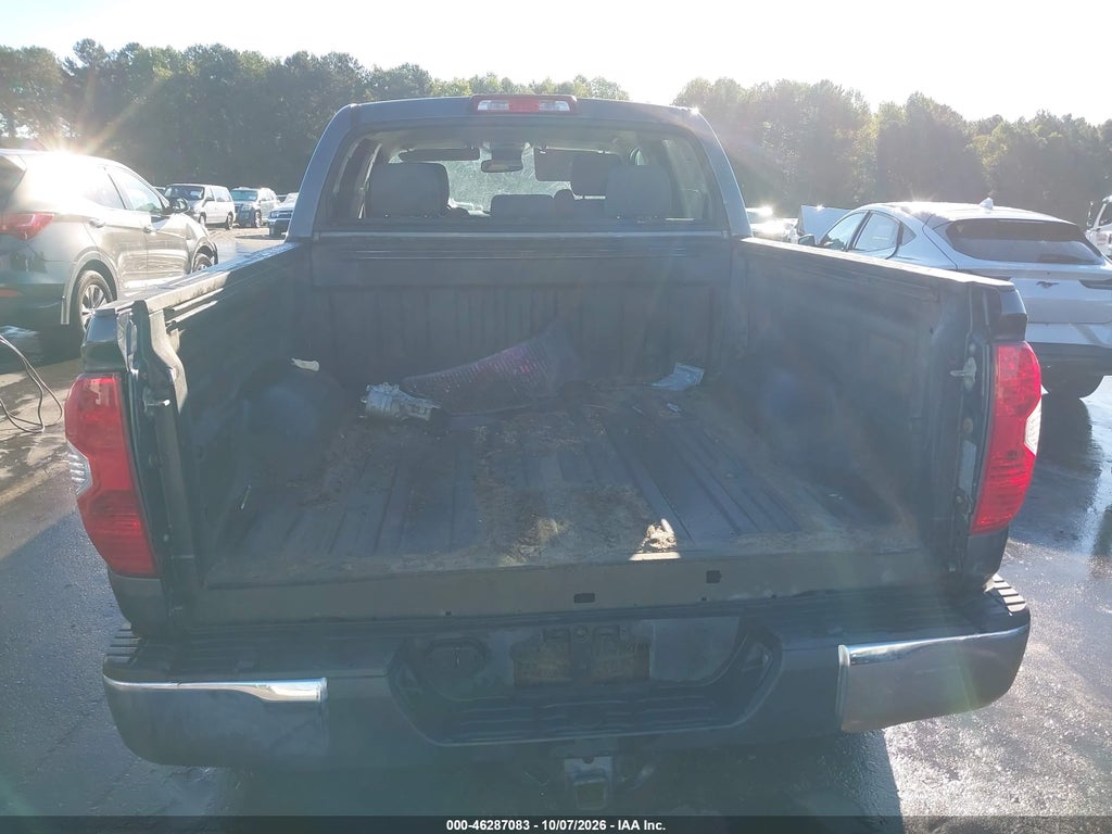2017 Toyota Tundra SR5 5.7L V8 photo 6