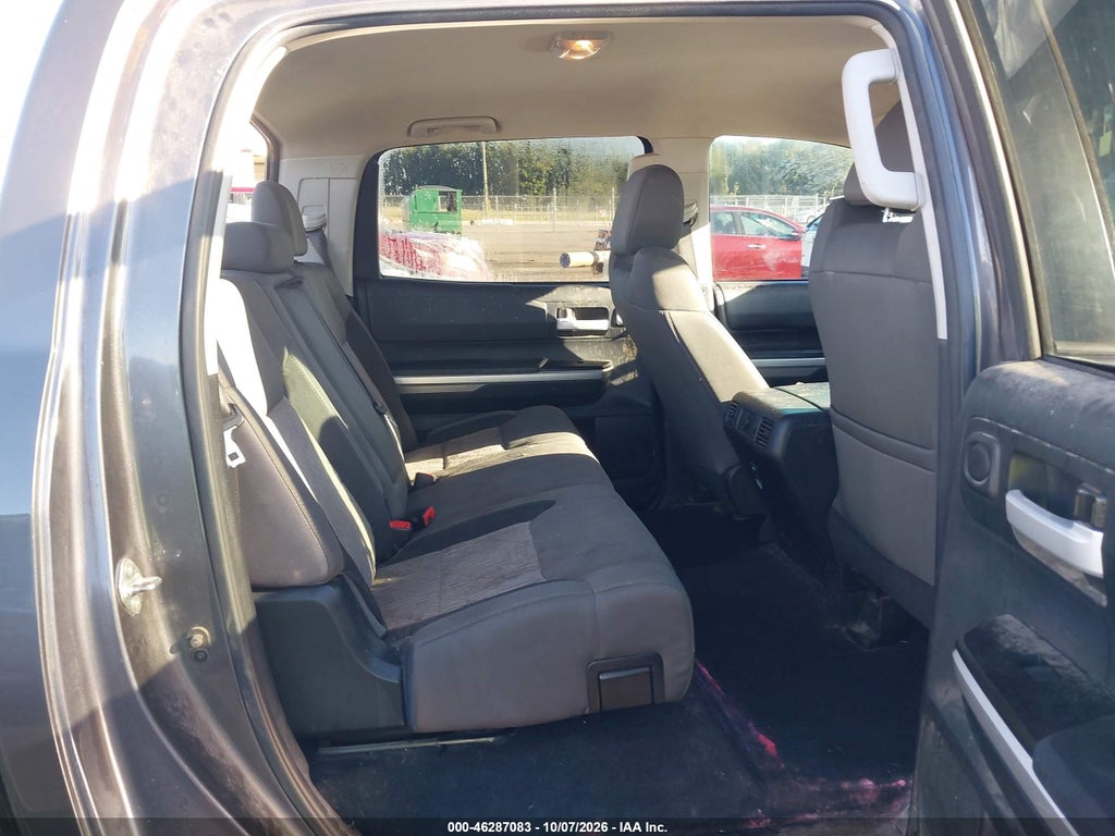 2017 Toyota Tundra SR5 5.7L V8 photo 8
