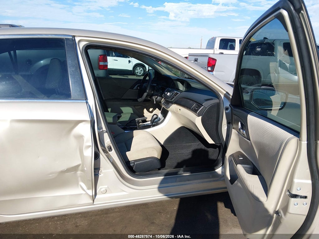 2015 Honda Accord LX photo 5