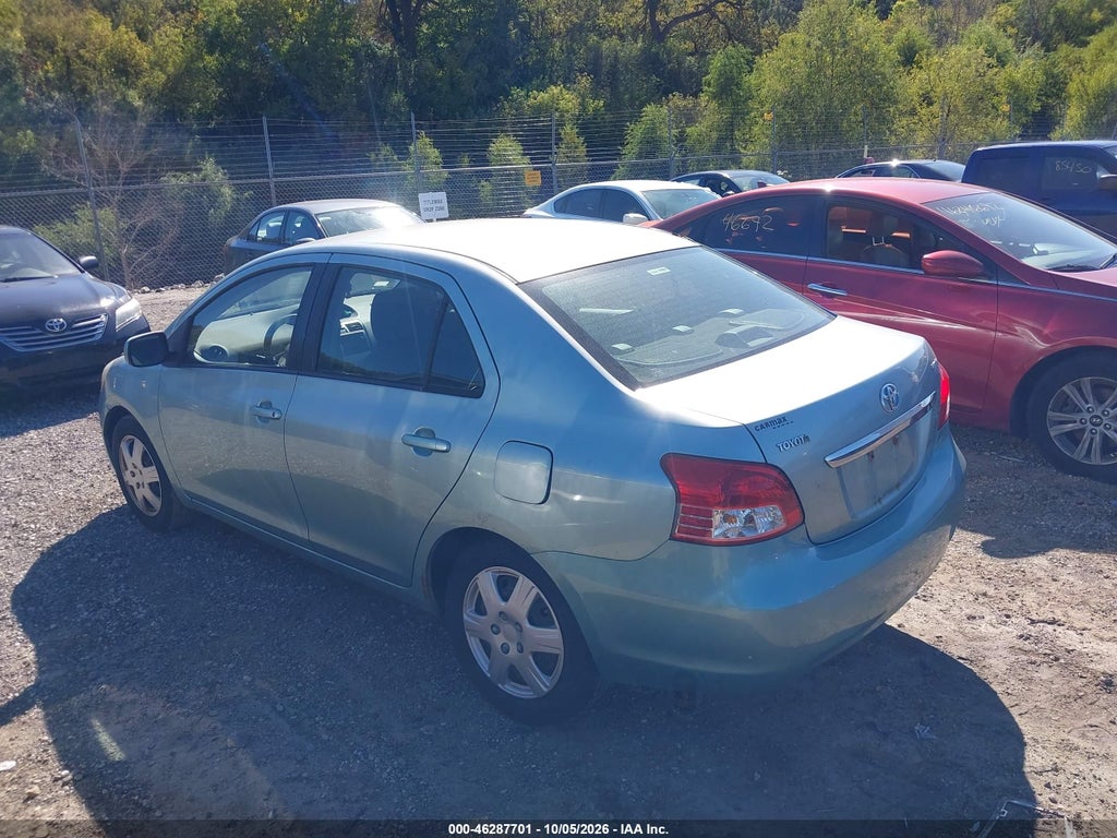 2009 Toyota Yaris photo 3