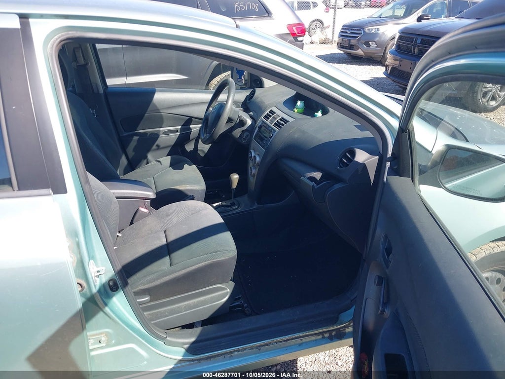 2009 Toyota Yaris photo 5