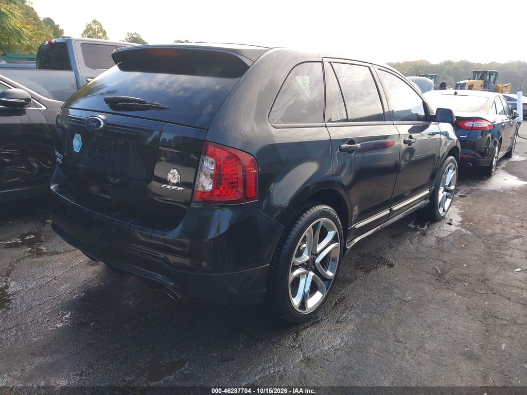 2013 Ford Edge Sport photo 4