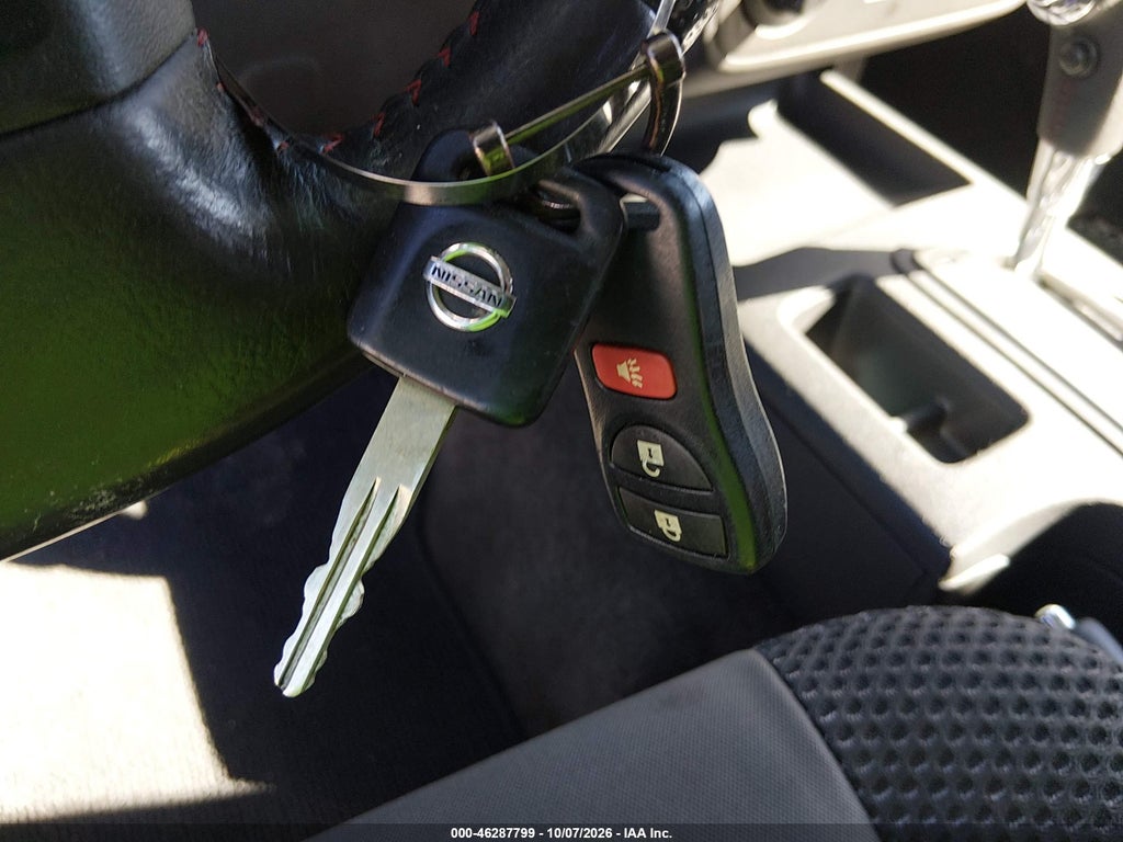 2011 Nissan Xterra PRO-4X photo 11