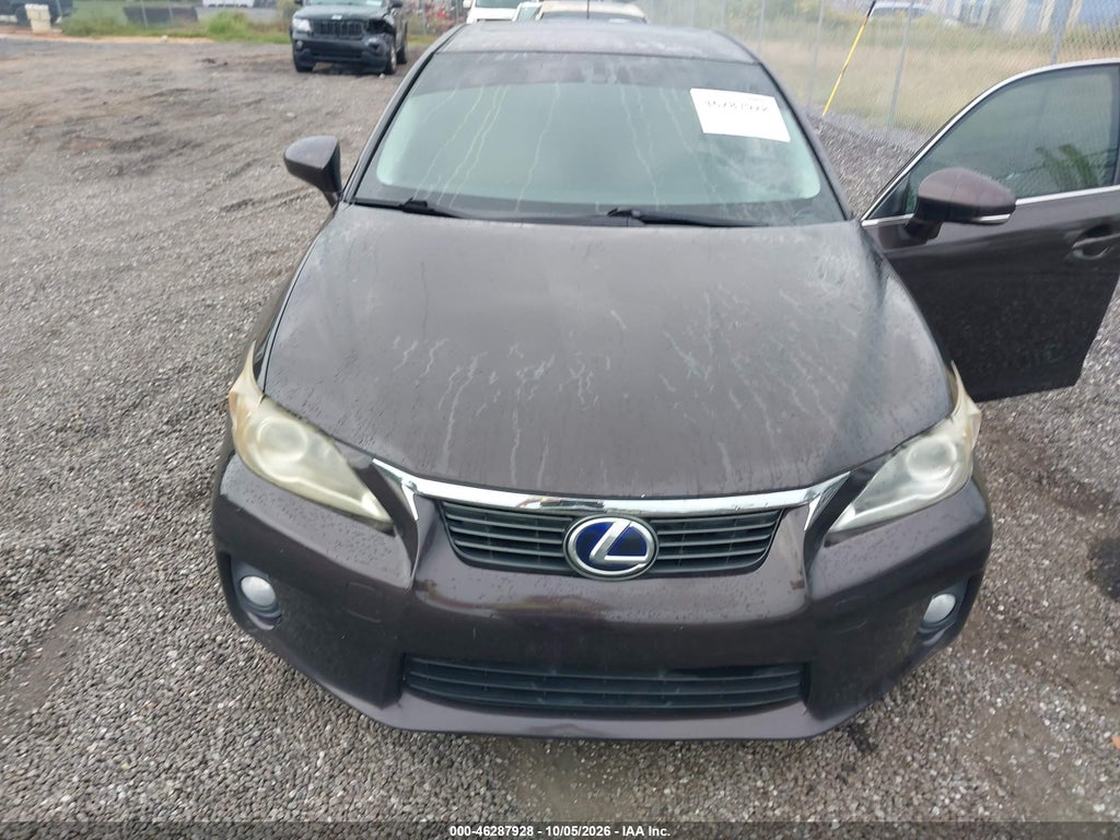 2011 Lexus CT 200H Premium photo 6