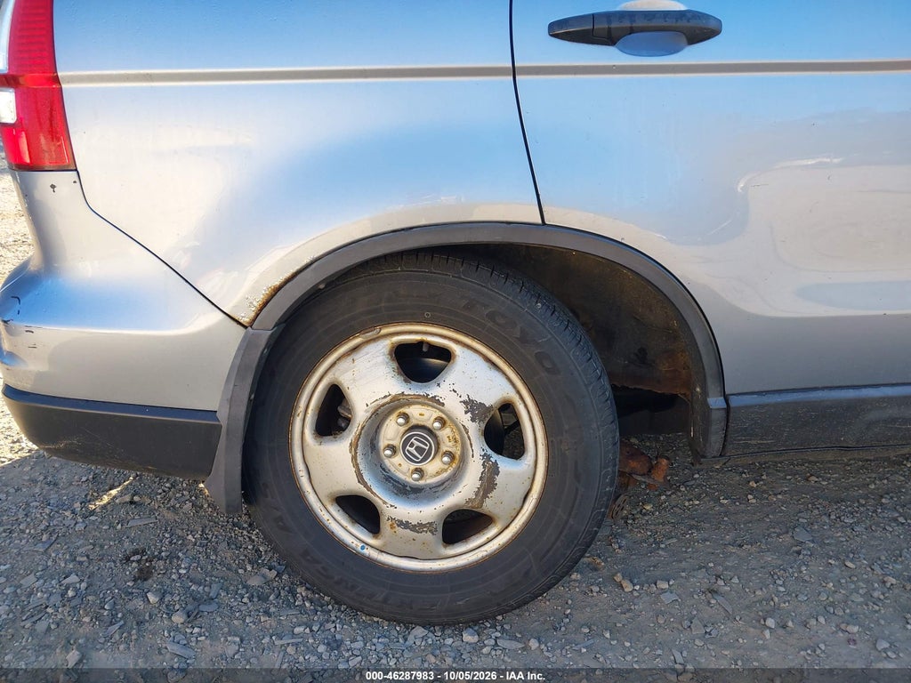 2010 Honda CR-V LX photo 6