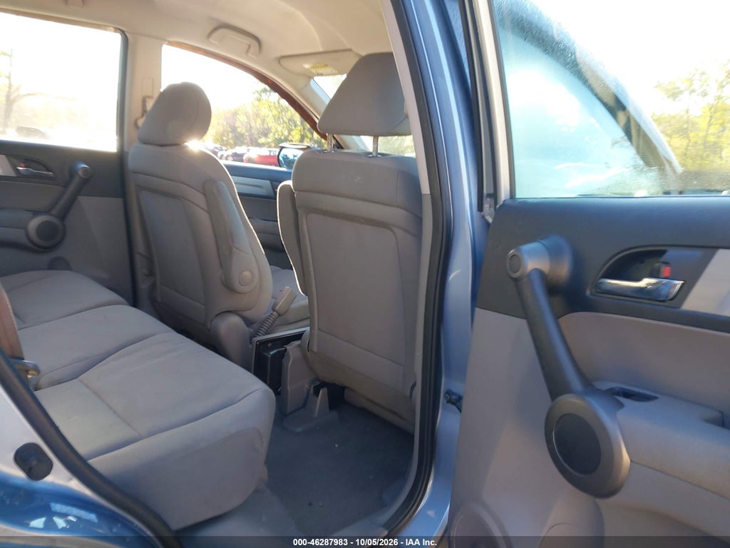 2010 Honda CR-V LX photo 8
