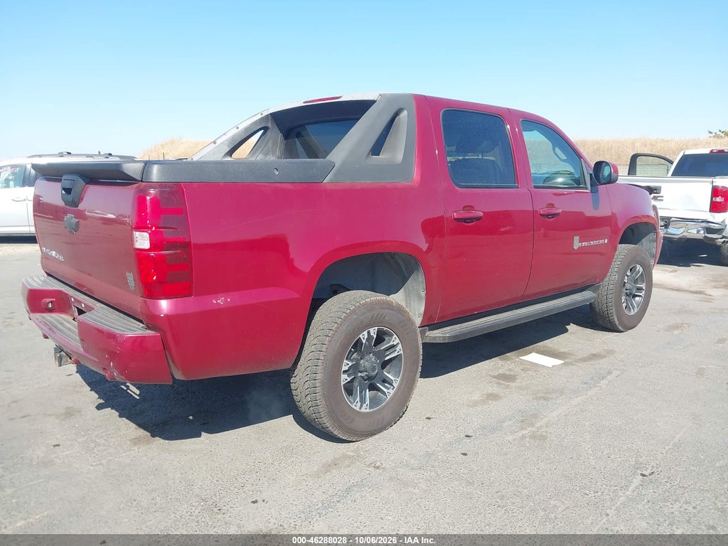 2007 Chevrolet Avalanche 1500 LT photo 4
