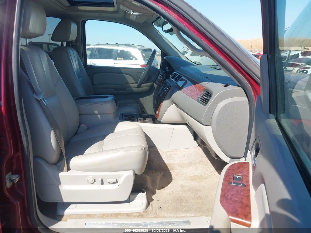 2007 Chevrolet Avalanche 1500 LT photo 5