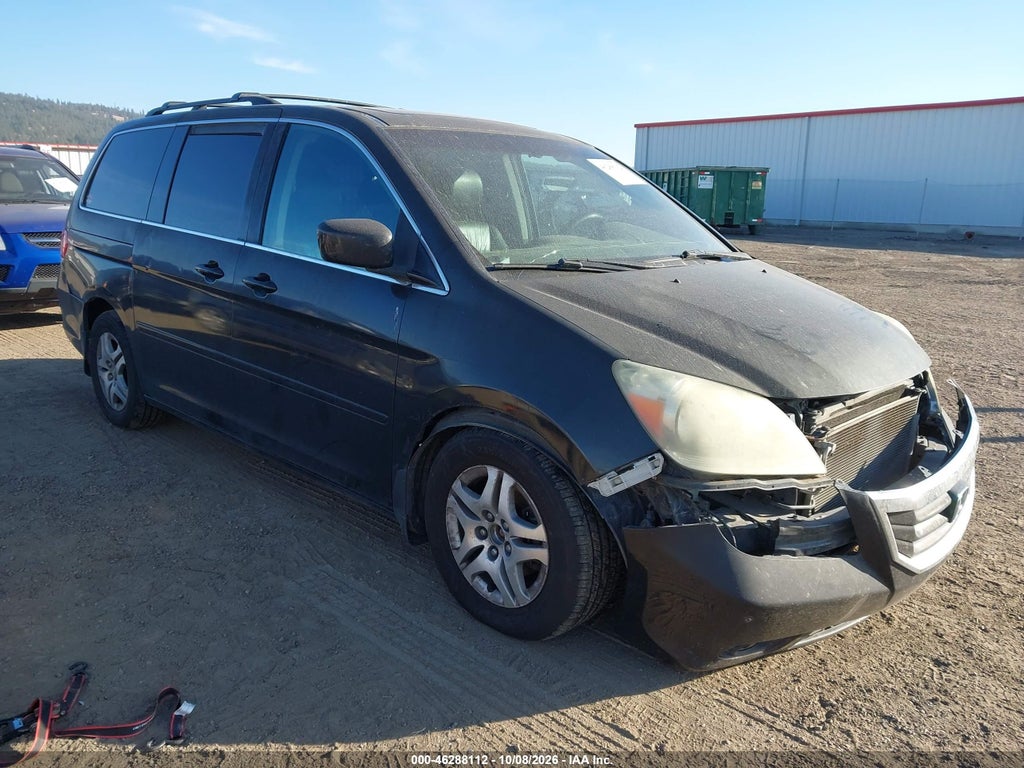 2010 Honda Odyssey Touring photo 1