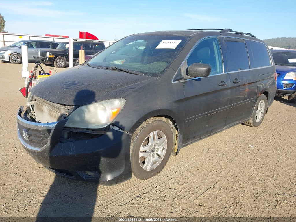 2010 Honda Odyssey Touring photo 2