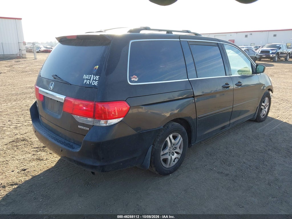 2010 Honda Odyssey Touring photo 4