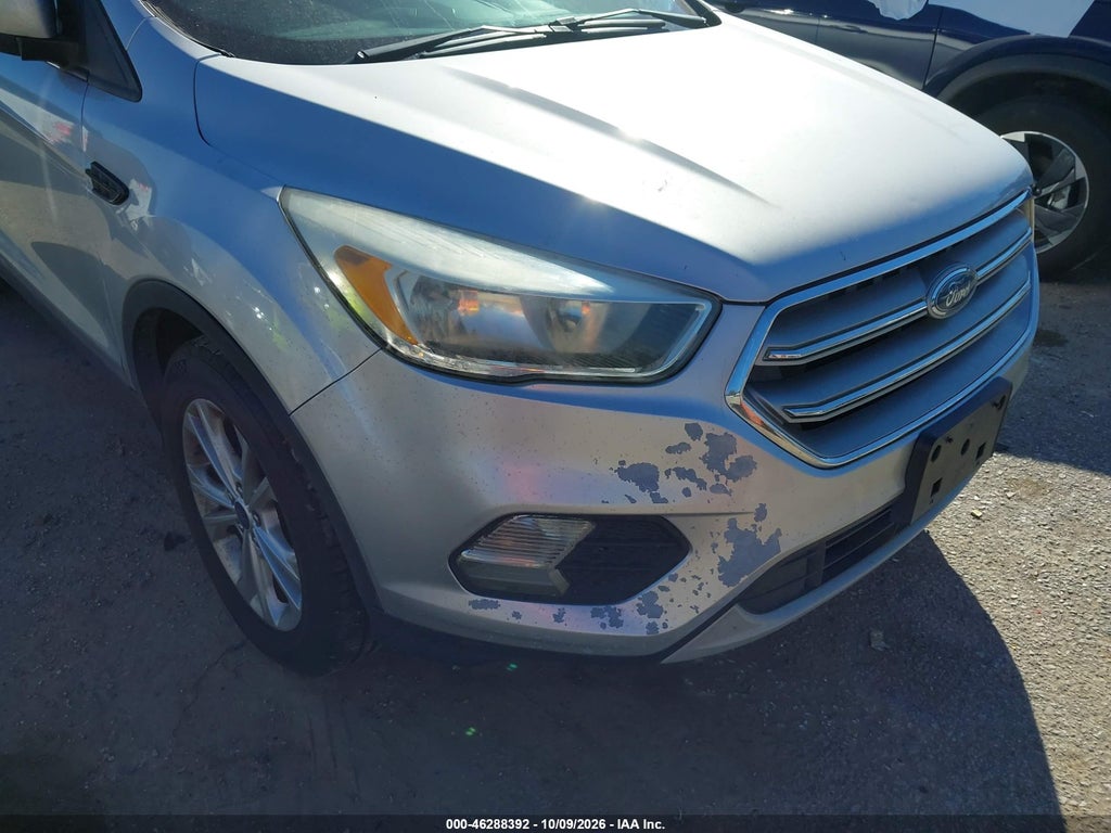 2017 Ford Escape SE photo 6