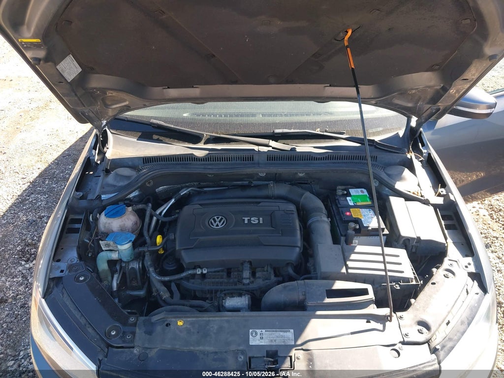 2014 Volkswagen Jetta 1.8T SE photo 10