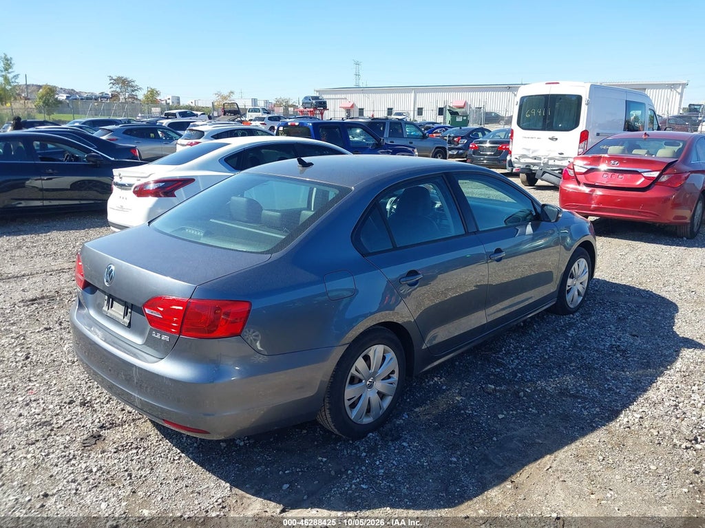 2014 Volkswagen Jetta 1.8T SE photo 4