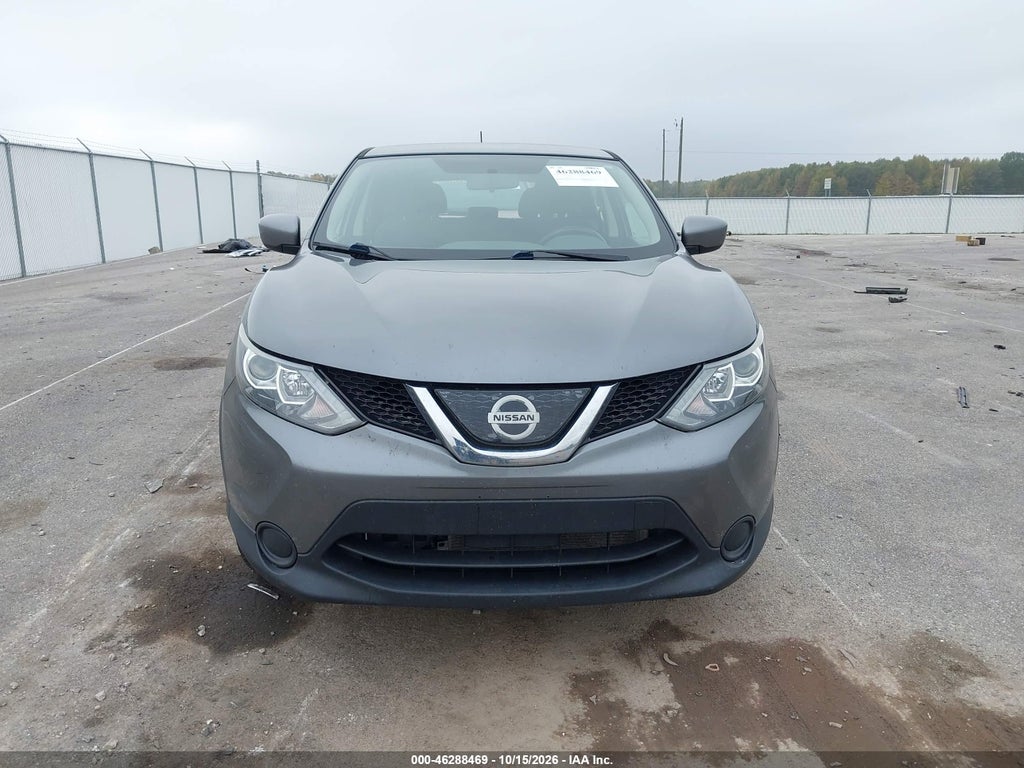 2019 Nissan Rogue Sport S photo 6