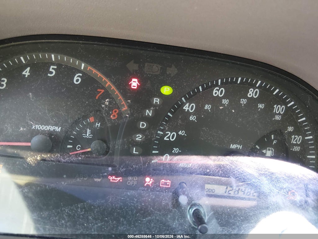 2004 Toyota Camry LE/XLE/SE photo 7