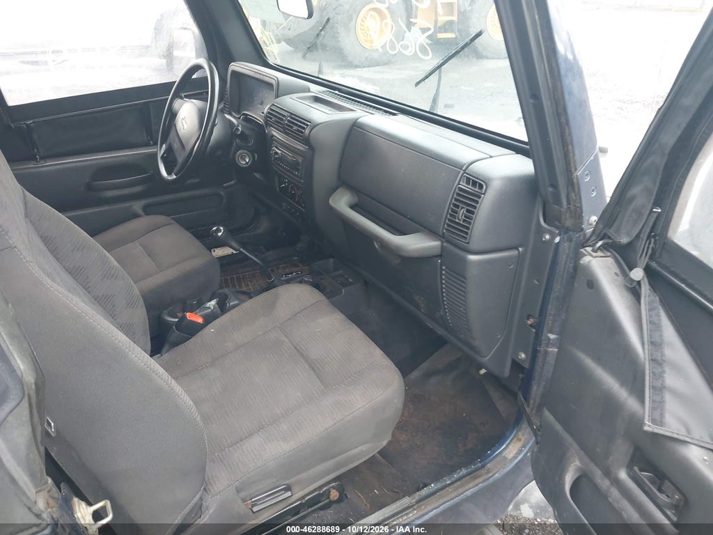 2005 Jeep Wrangler SE photo 5