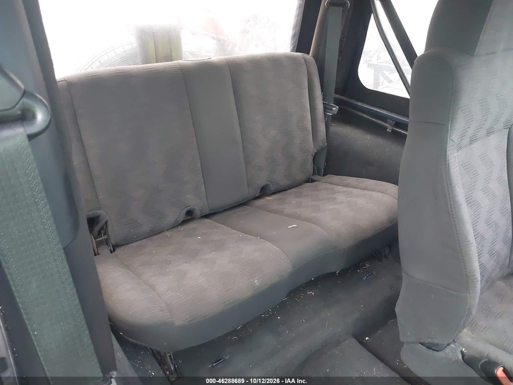 2005 Jeep Wrangler SE photo 8