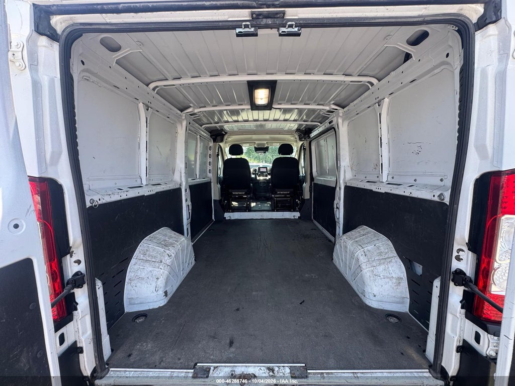 2022 Ram Promaster 3500 LOW Roof 136 WB photo 8