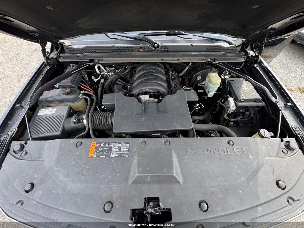 2020 Chevrolet Suburban 4WD LT photo 10