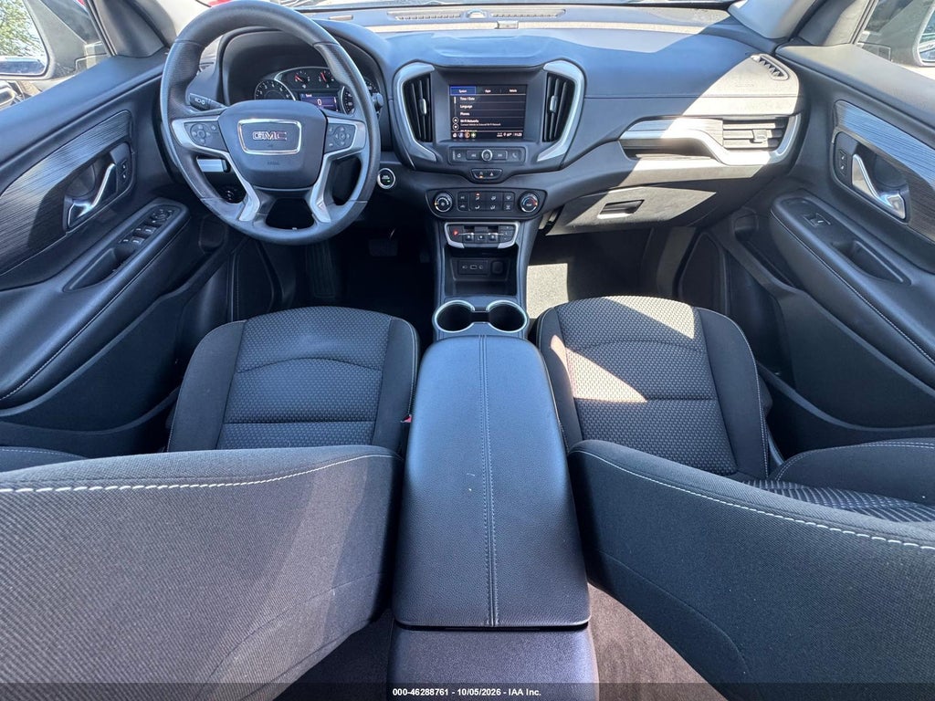 2022 GMC Terrain FWD SLE photo 6