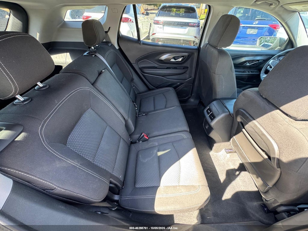 2022 GMC Terrain FWD SLE photo 8