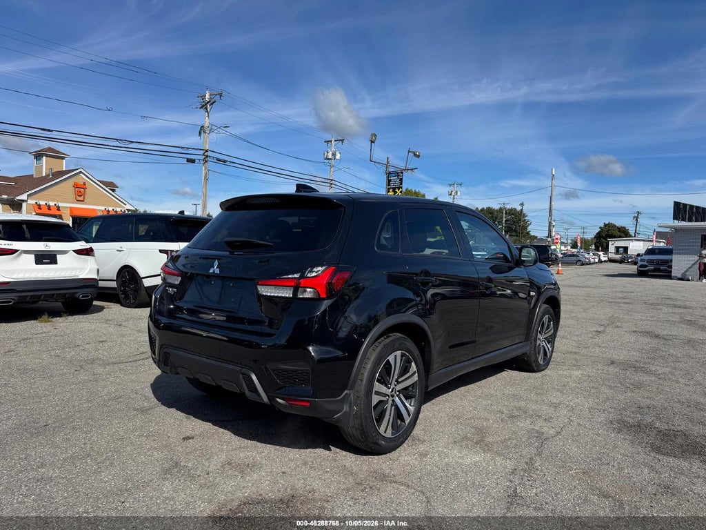 2023 Mitsubishi Outlander Sport 2.0 ES AWC photo 4
