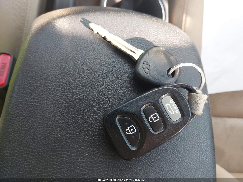 2013 Hyundai Elantra GLS photo 11