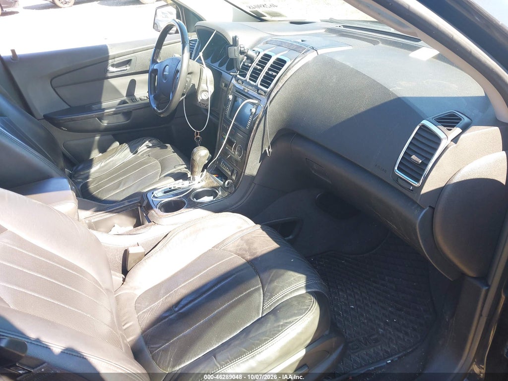 2012 GMC Acadia Denali photo 5