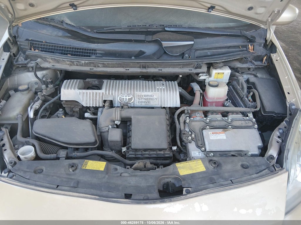 2011 Toyota Prius TWO photo 10