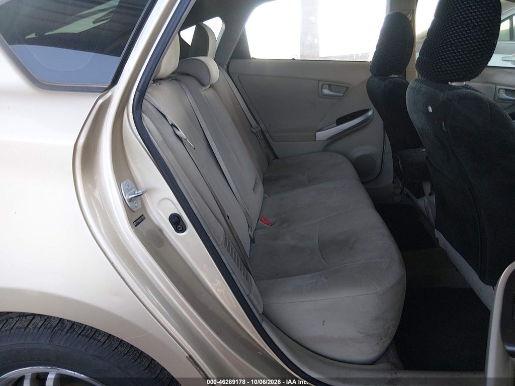 2011 Toyota Prius TWO photo 8