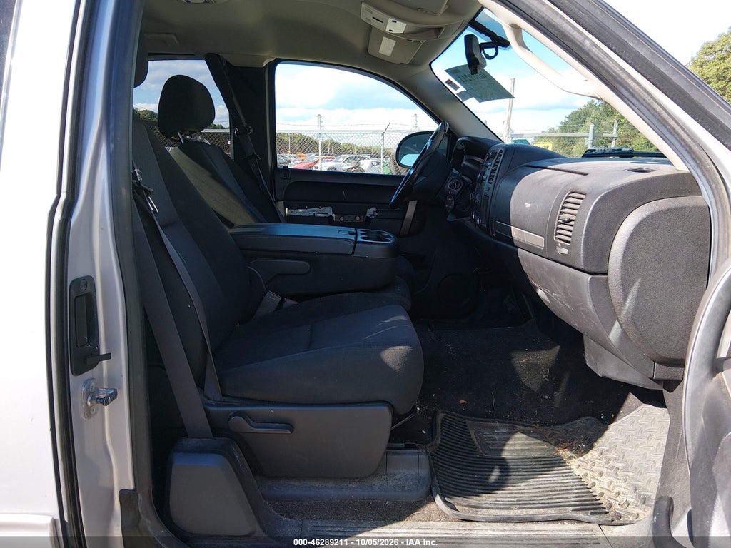 2012 GMC Sierra 2500HD SLE photo 5