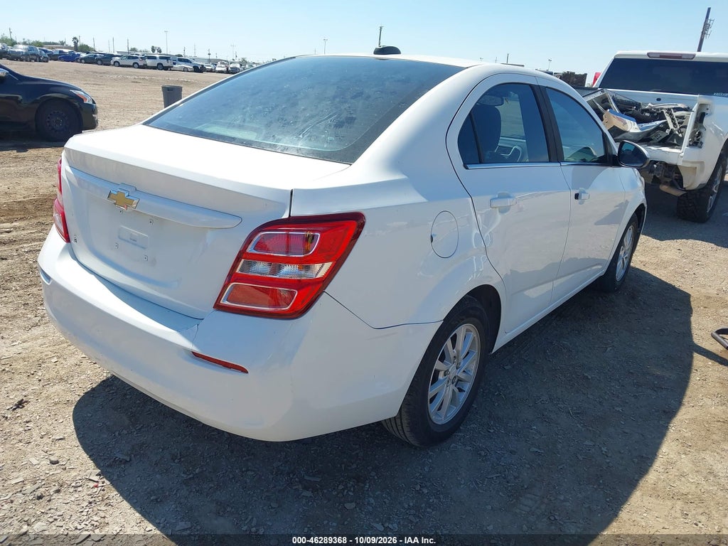 2018 Chevrolet Sonic LT Auto photo 4