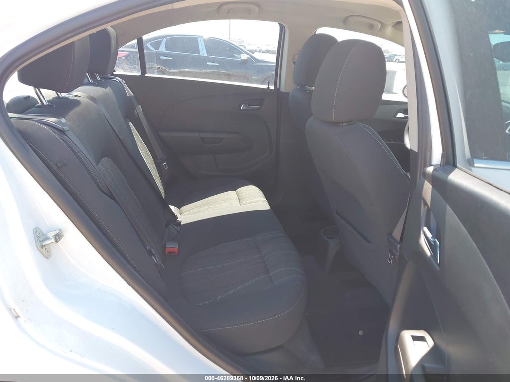 2018 Chevrolet Sonic LT Auto photo 8
